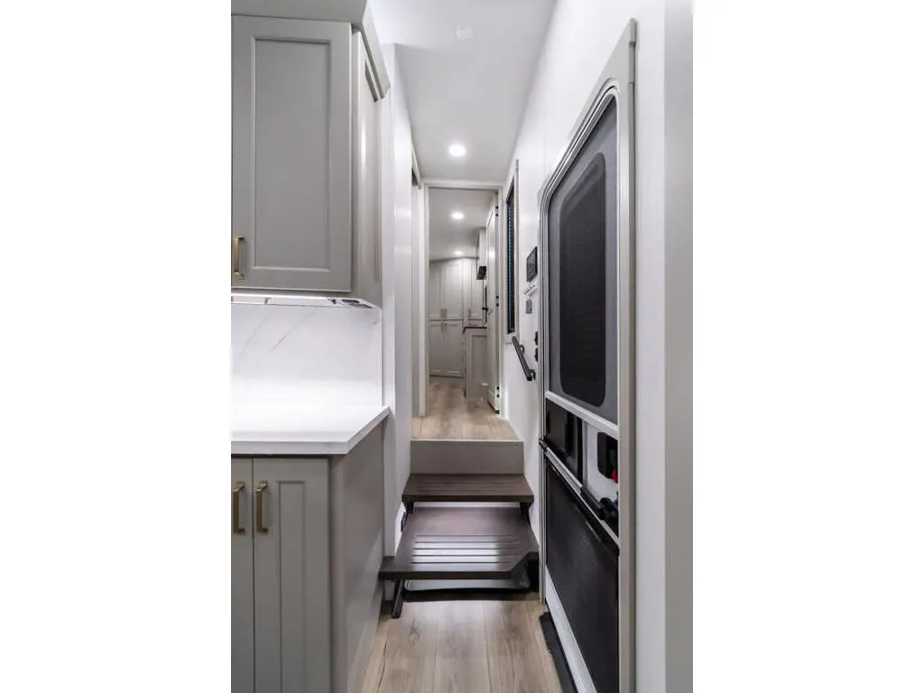 2025 Brinkley Model G 3500, Photos photo 27