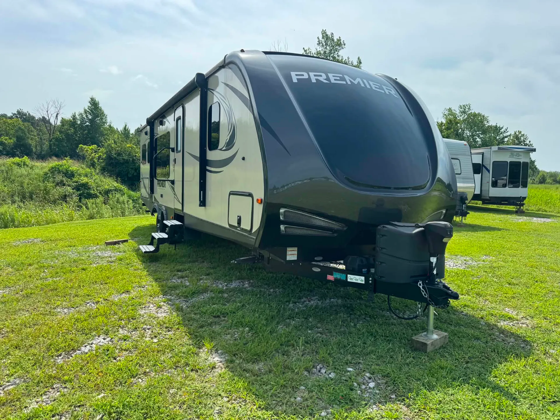 2018 Keystone Premier 29RKPR - Photo 2