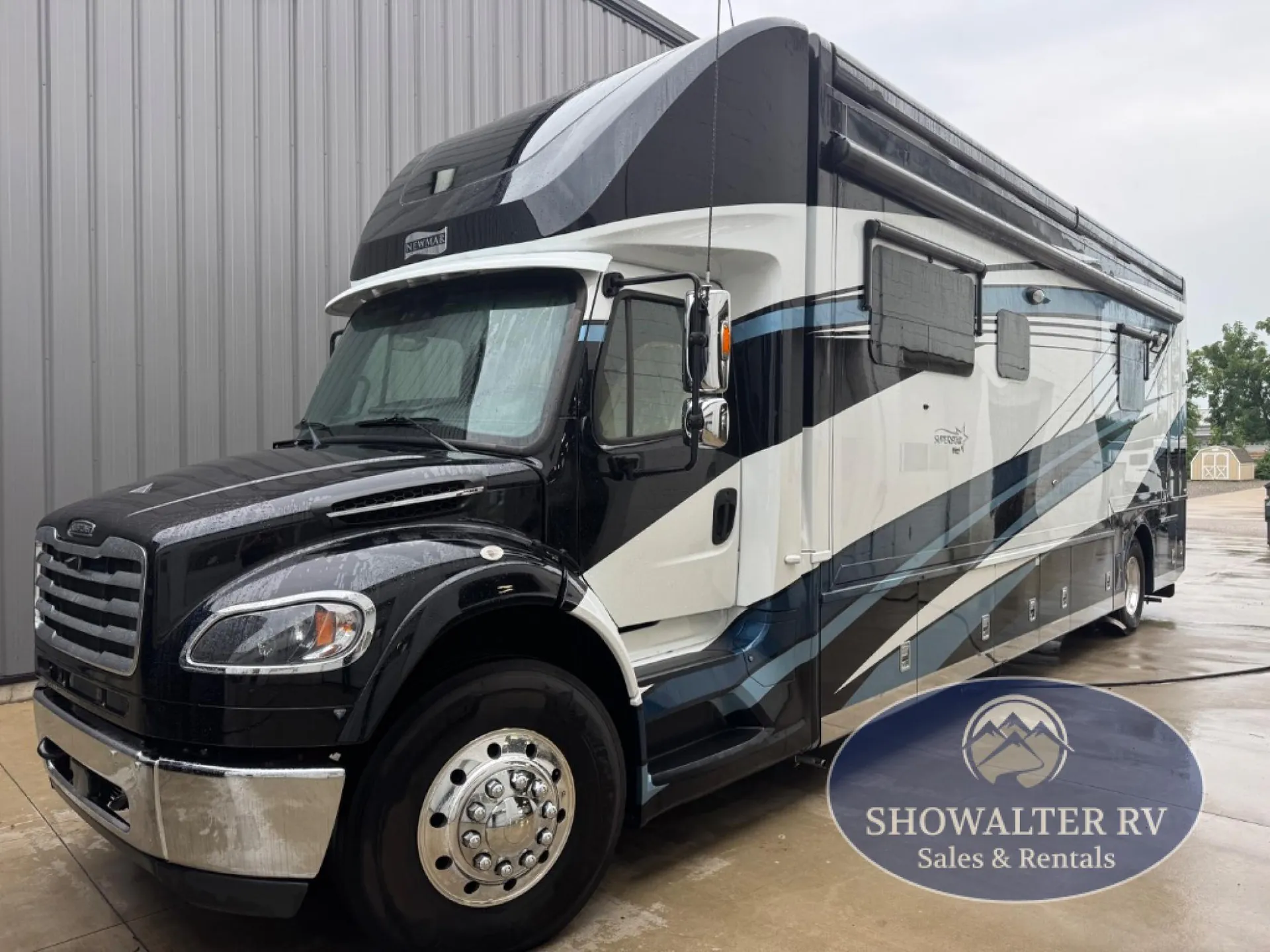 2024 Newmar Super Star 3727 - Photo 3