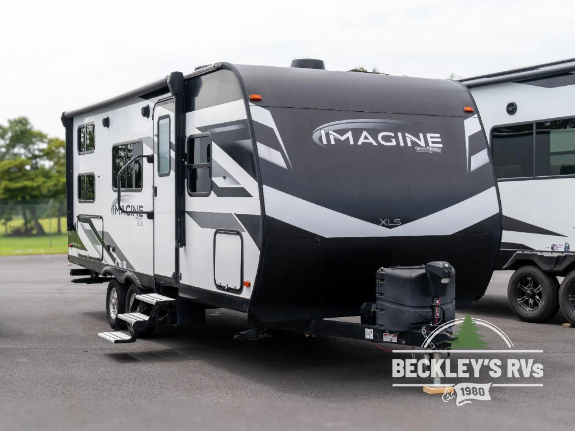 2022 Grand Design Imagine XLS 21BHE