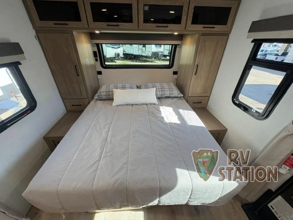 2027 Forest River Rockwood Mini Lite 2213S, Photos photo 17