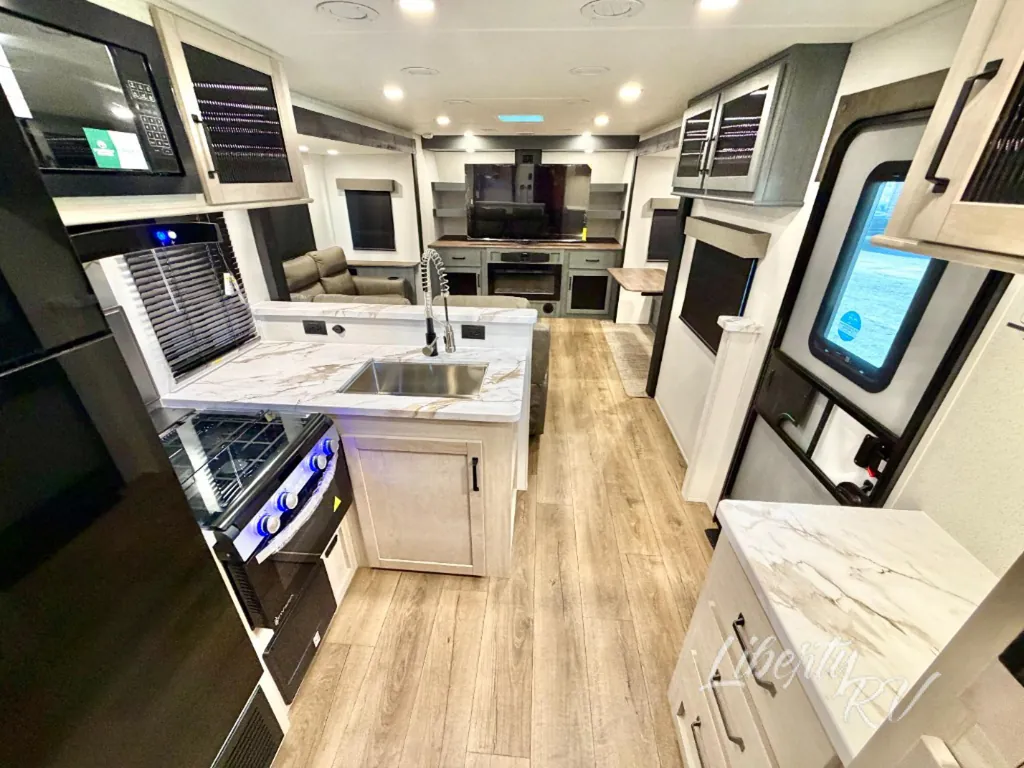 2027 Forest River Solaire 3300FLBS, Photos photo 6