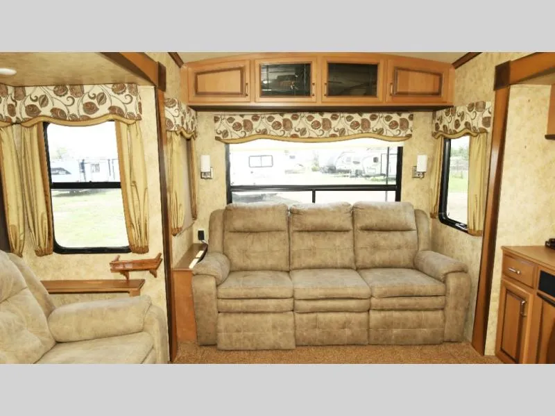 2015 Forest River RV Cedar Creek 36CKTS - Photo 4