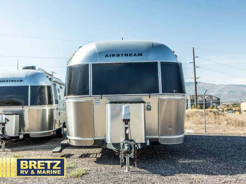 2016 Airstream Flying Cloud 25 - Photo 3
