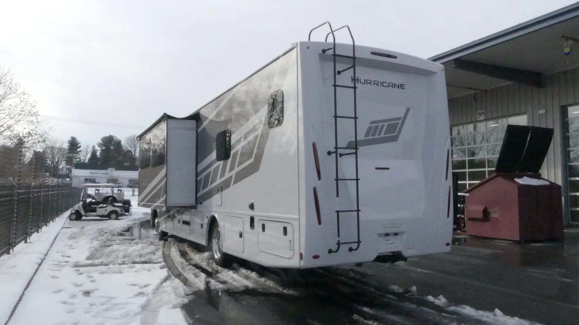 2026 Thor Motor Coach Hurricane 35G - Photo 4