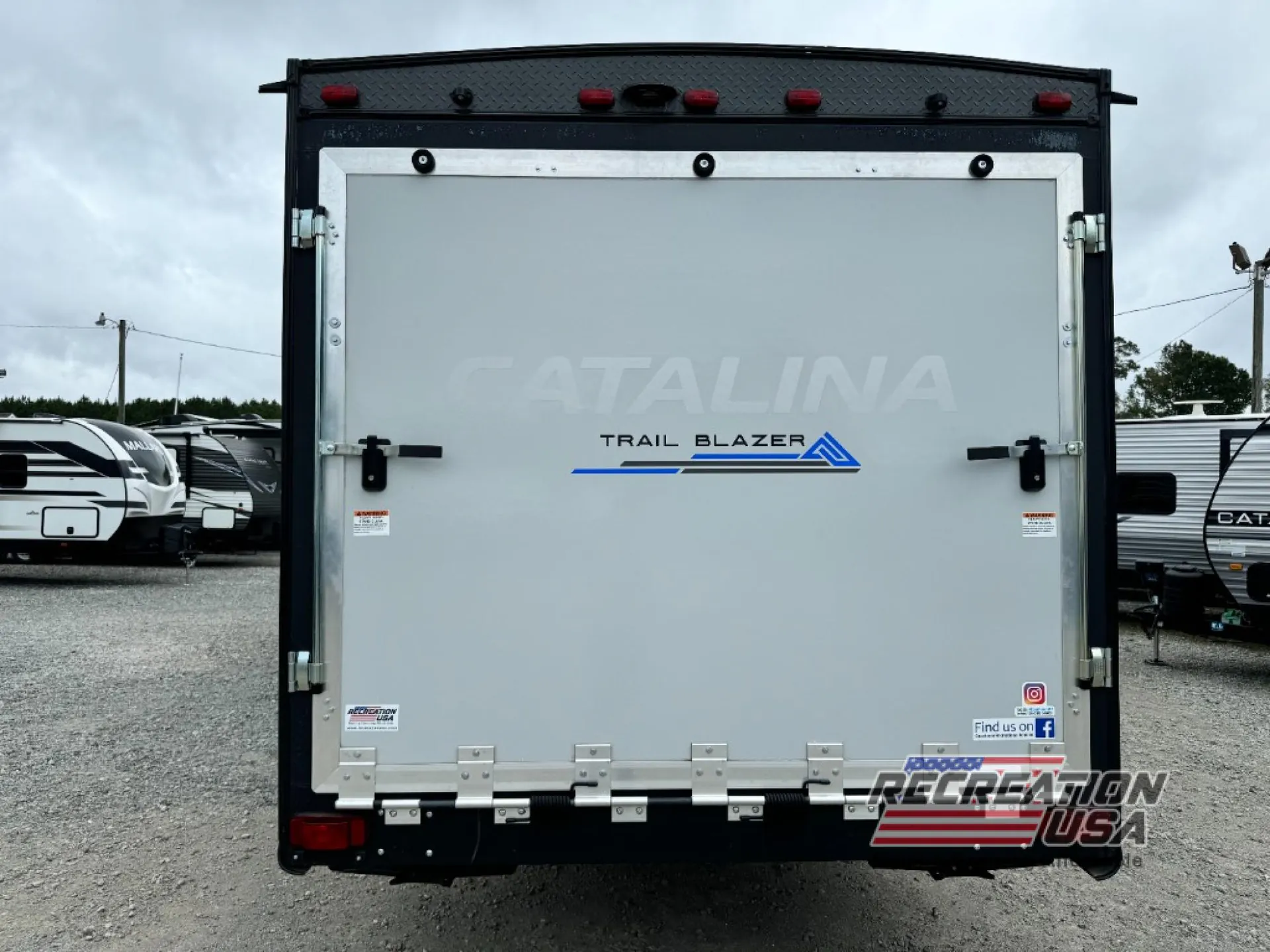 2023 Coachmen Catalina Trail Blazer 29THS - Photo 3