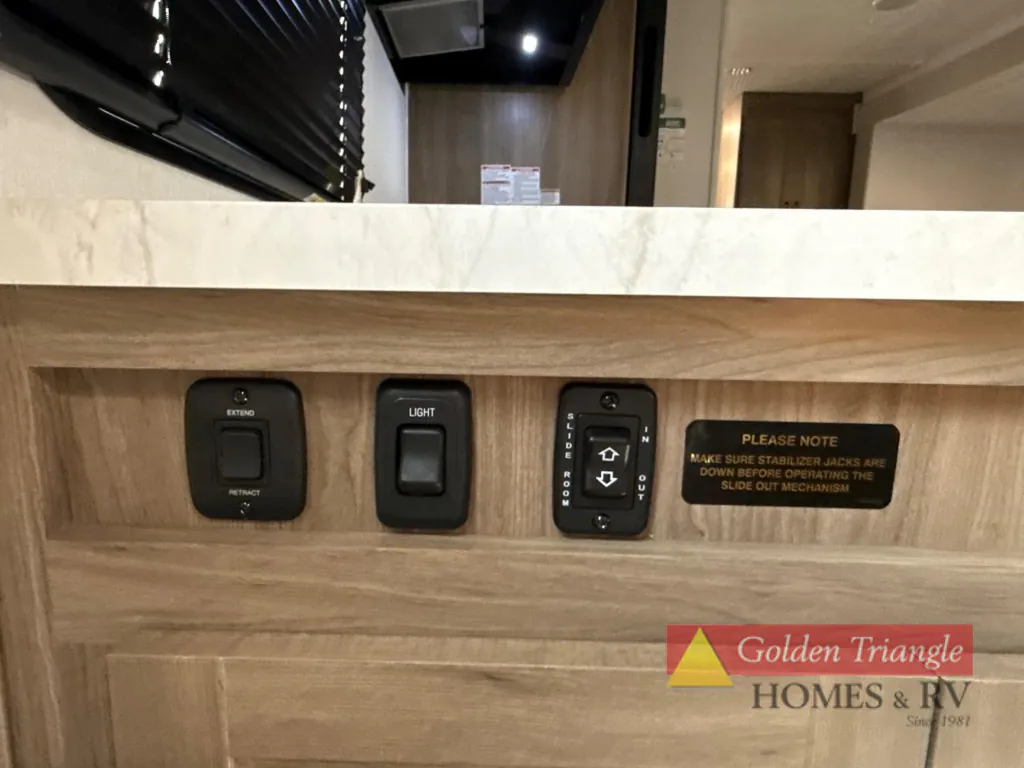 2026 Coachmen Freedom Express Select 30SE, Photos photo 40