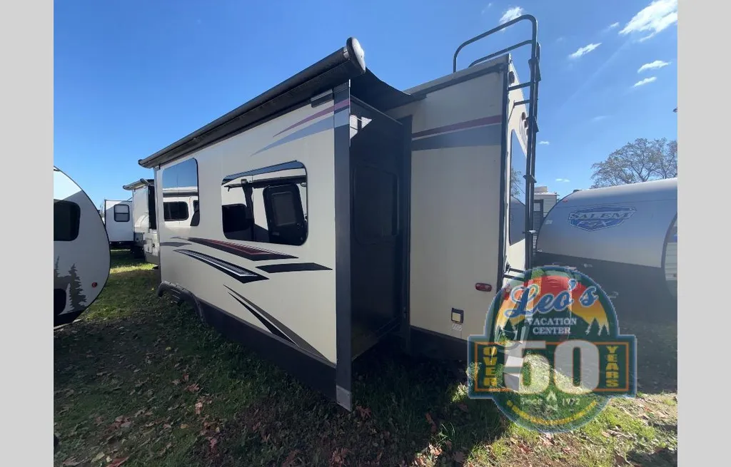 2015 Keystone Outback 298RE, Photos photo 4