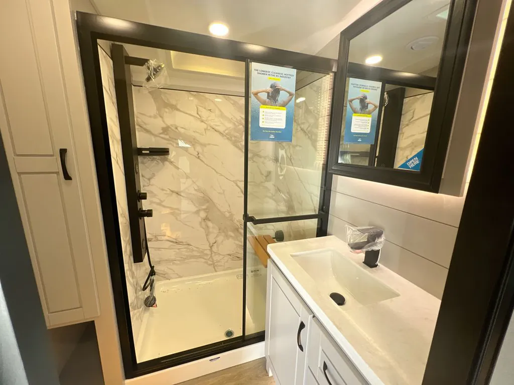 2026 Jayco North Point 395DSDB, Photos photo 25