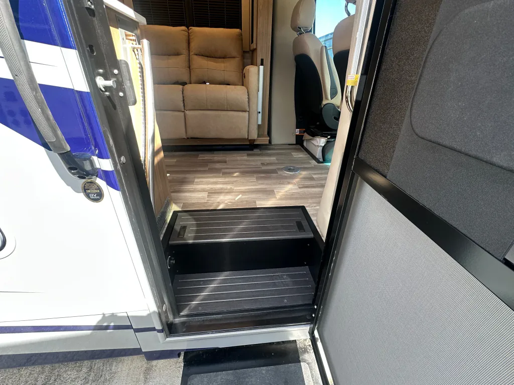 2026 Tiffin Wayfarer 25 XLW, Photos photo 30