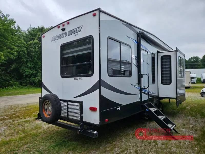 2020 Forest River RV Cherokee Arctic Wolf 311ML - Photo 4