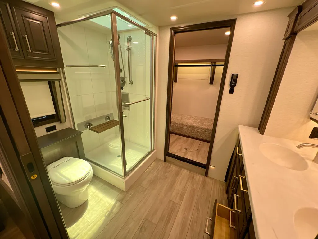 2026 Entegra Coach Aspire 44D, Photos photo 16