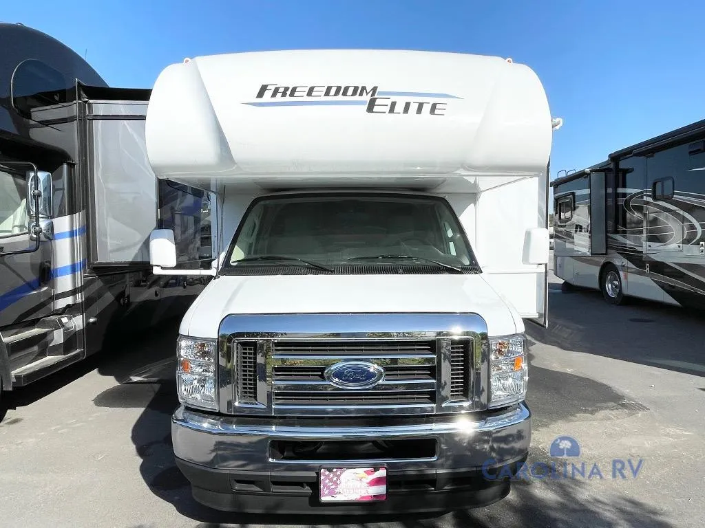 2025 Thor Motor Coach Freedom Elite 27HE - Photo 3