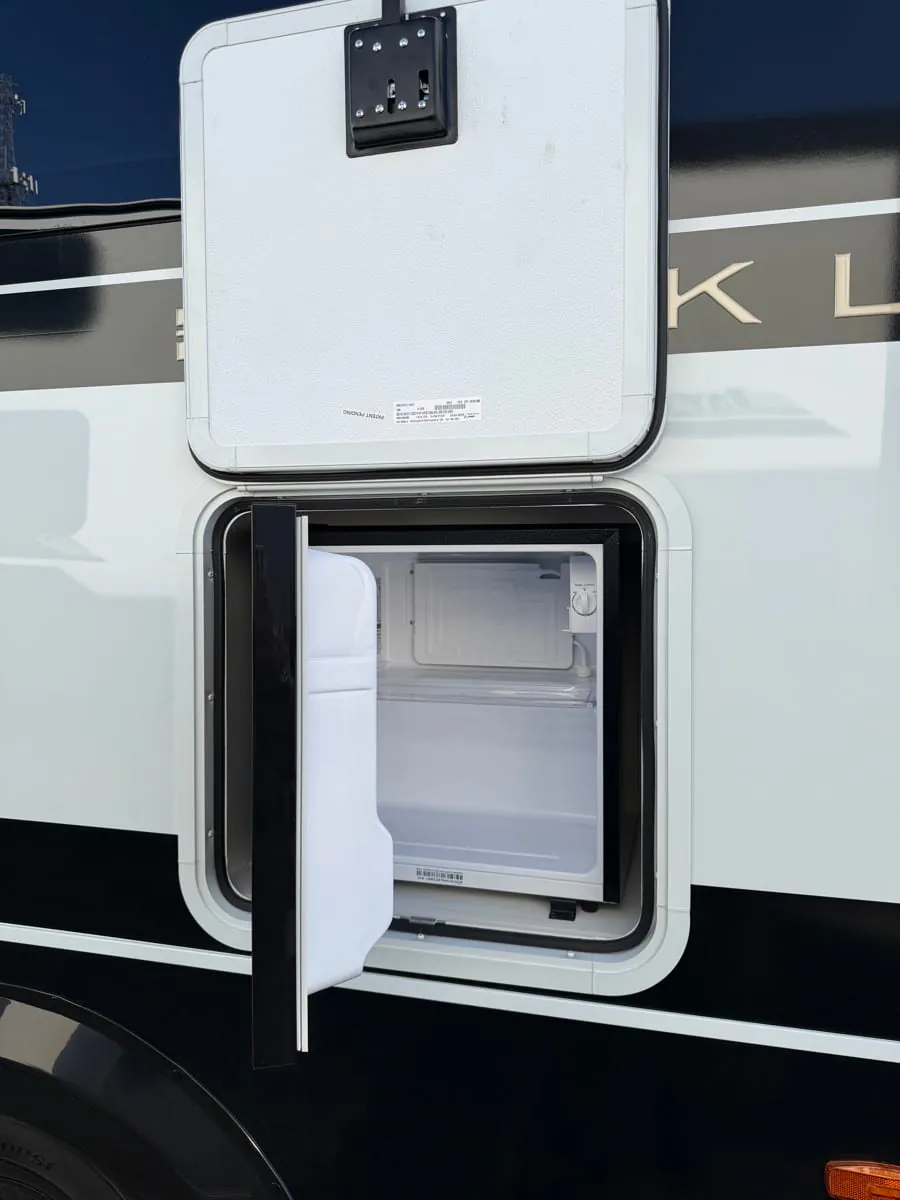 2027 Brinkley Model I 290, Photos photo 10