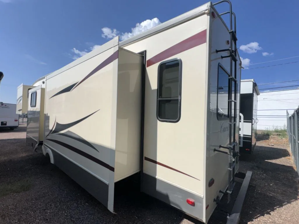 2019 Forest River Cardinal Limited 3780LFLE - Photo 4