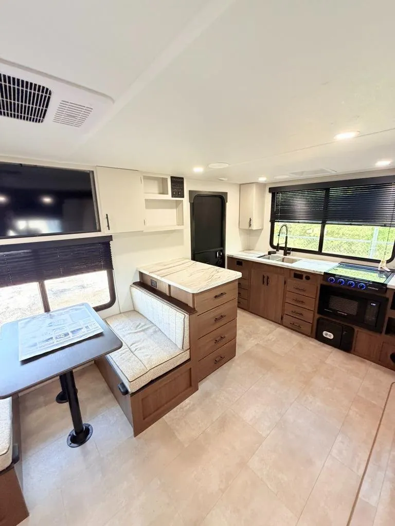 2027 Forest River Tracer 235RK, Photos photo 7