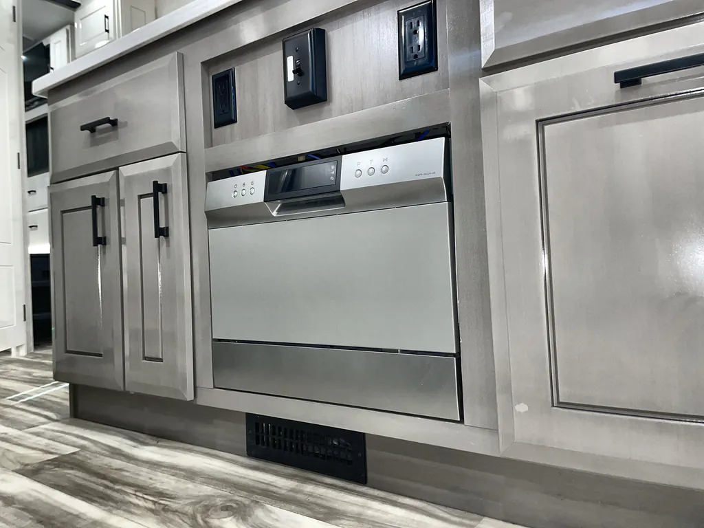 2025 Jayco Pinnacle 36FBTS, Photos photo 32