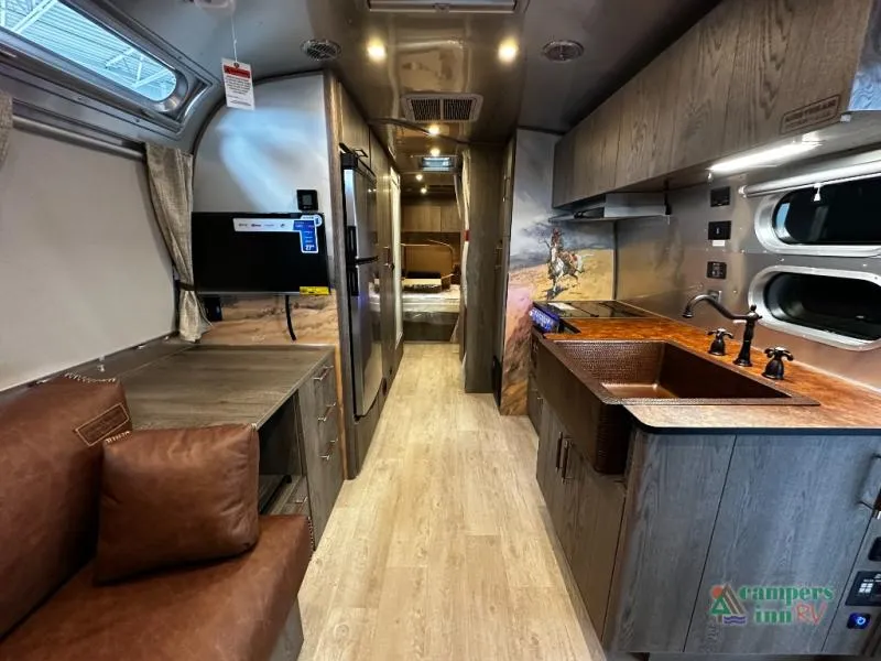 2026 Airstream Stetson + 6666 Special Edition 27FBQ - Photo 2