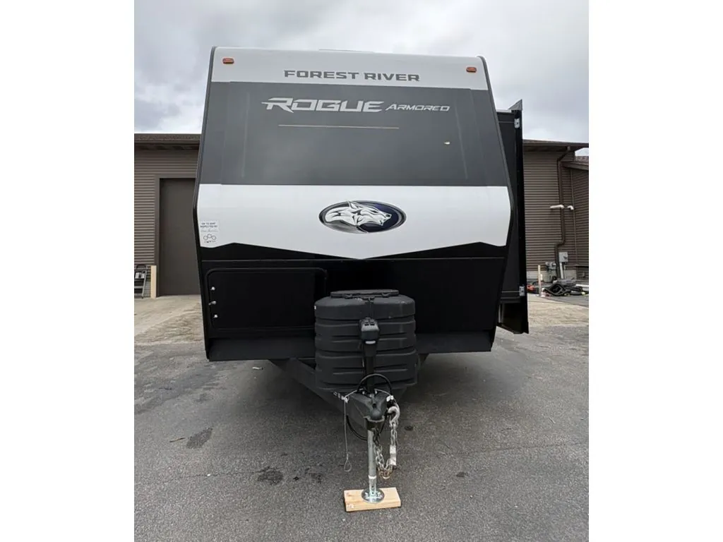 2026 Forest River Vengeance 26L140, Photos photo 3
