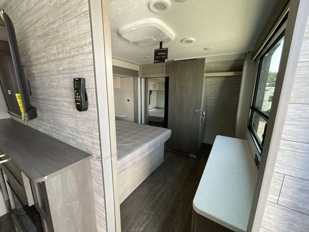 2026 Forest River Aurora 34BHTS - Photo 3