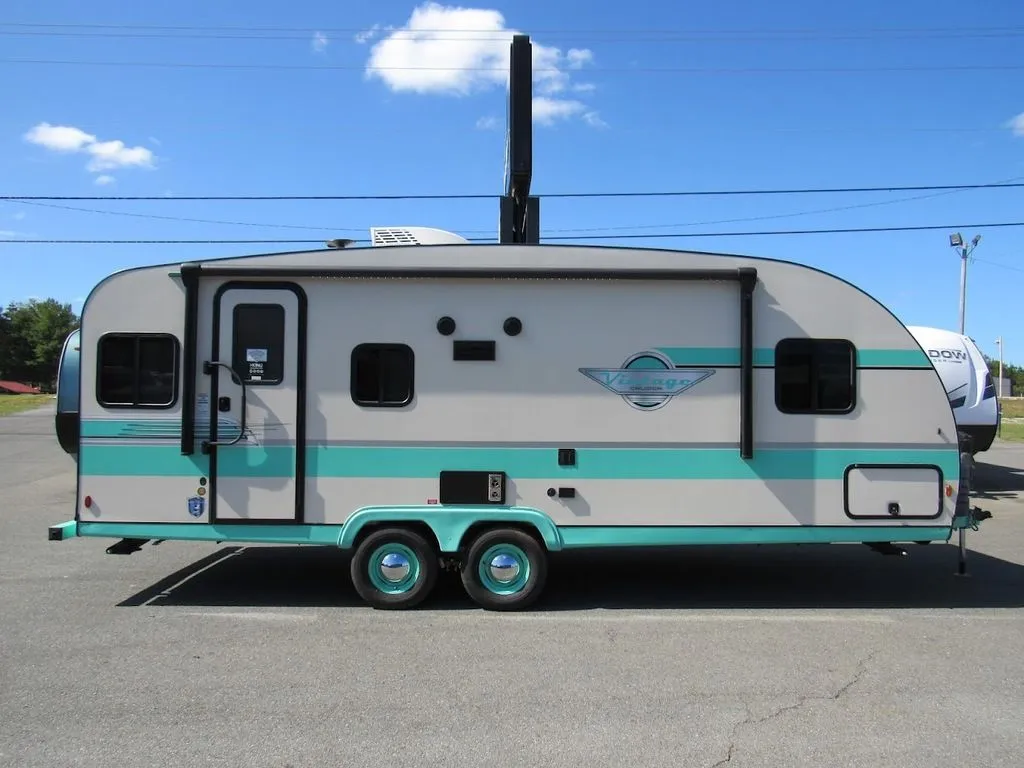 2025 Gulf Stream Vintage Cruiser 23RSS - Photo 2