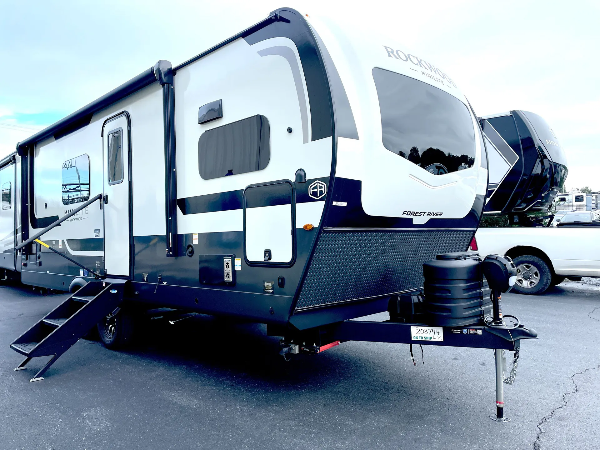2027 Forest River Rockwood Mini Lite 2523MBR