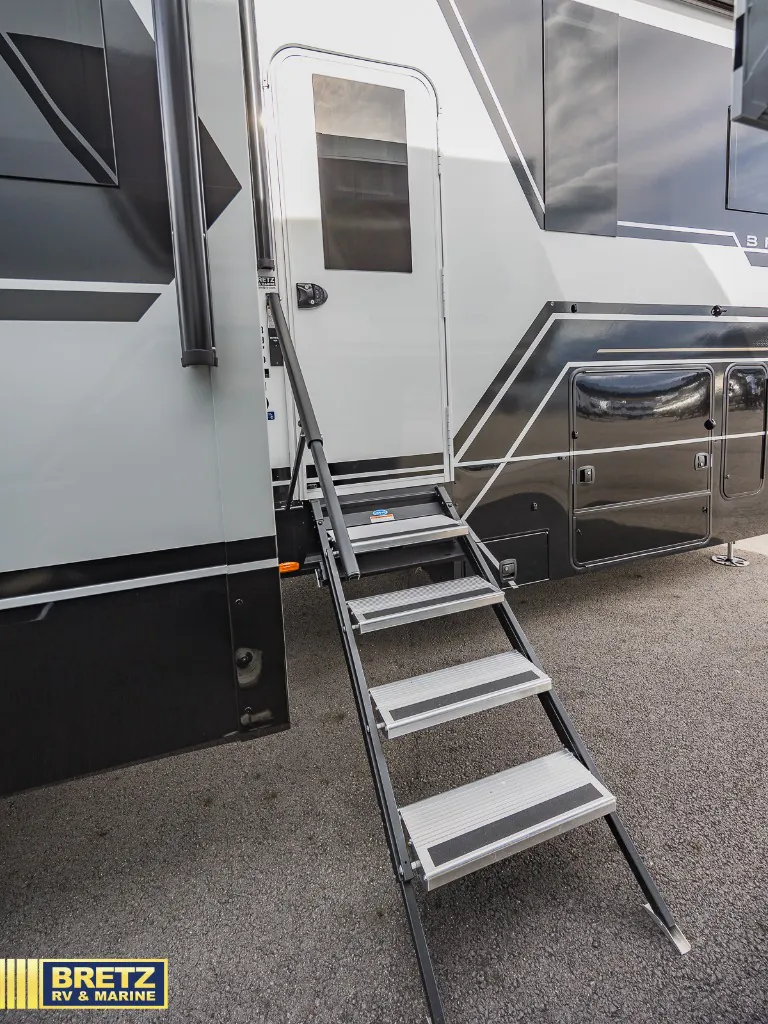 2026 Brinkley Model G 3970, Photos photo 33