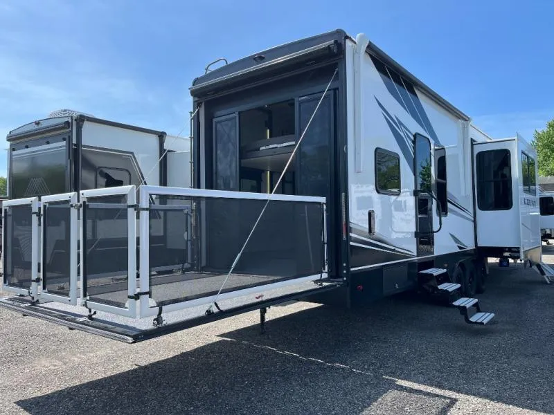 2026 KZ Accelerate 3915A - Photo 2