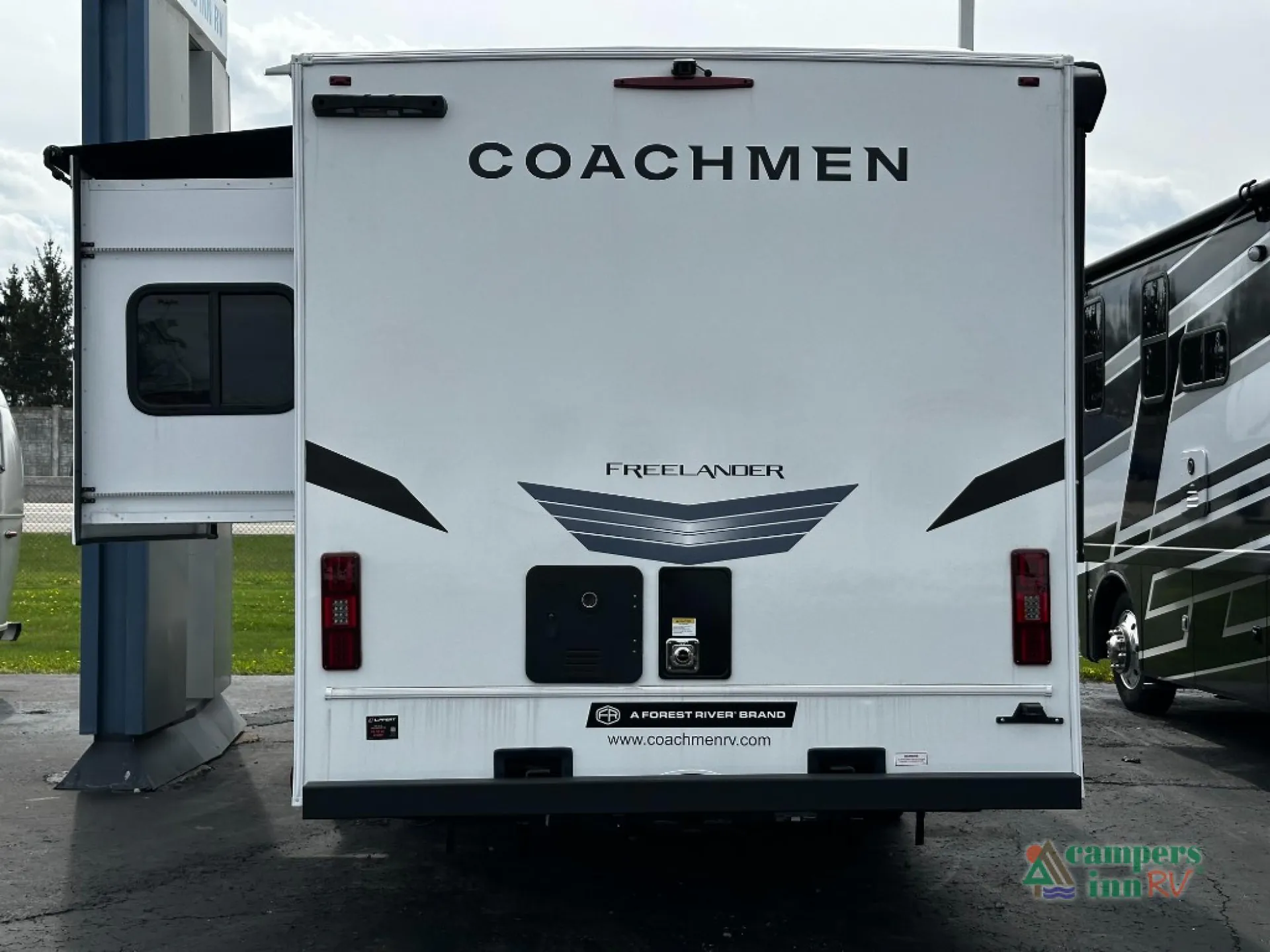 2026 Coachmen Freelander 29KB Ford - Photo 3