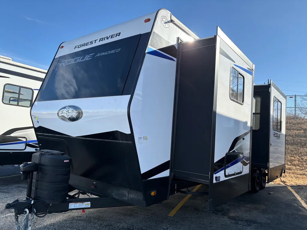 2026 Forest River Vengeance Rogue Armored 32L132, Photos photo 3