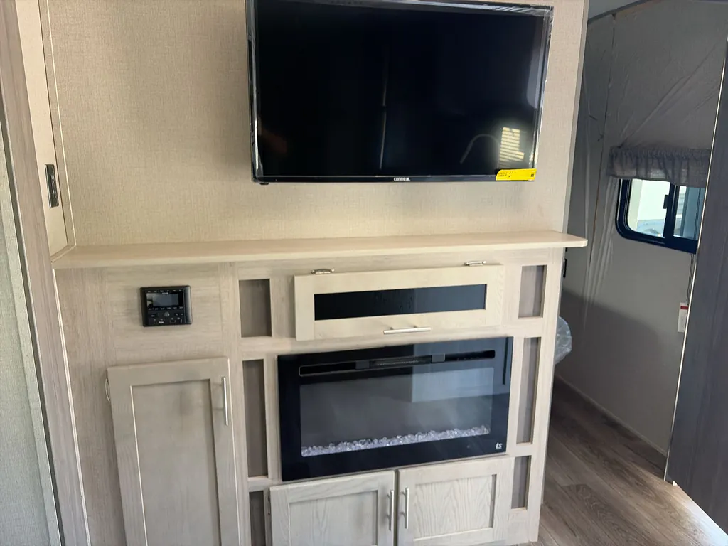2022 Coachmen Catalina Legacy Edition 243RBS, Photos photo 14