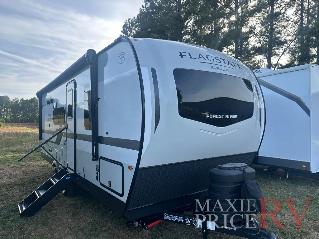 2026 Forest River Flagstaff Micro Lite 25MBR, Photos photo 3