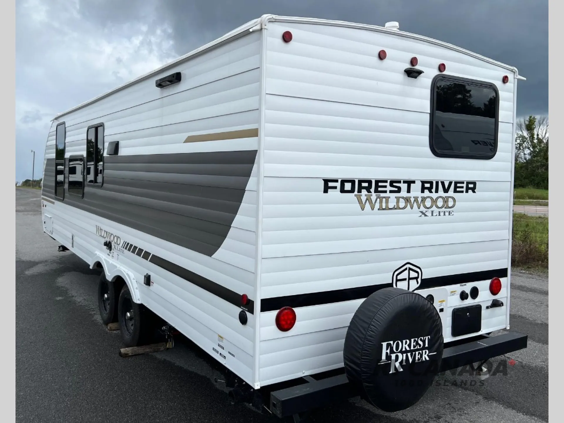 2025 Forest River Wildwood X-Lite 261BHXL - Photo 3
