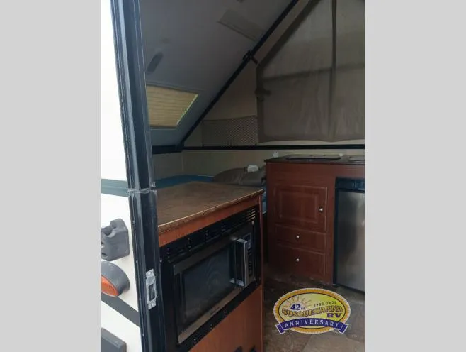 2015 Forest River Rockwood Hard Side Series A192HW - Photo 3