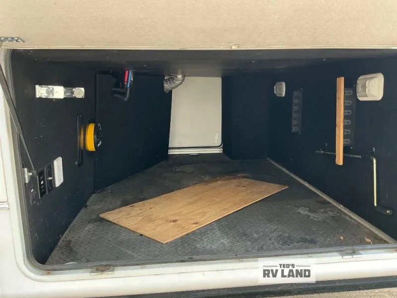 2013 Heartland Bighorn 3610RE - Photo 4