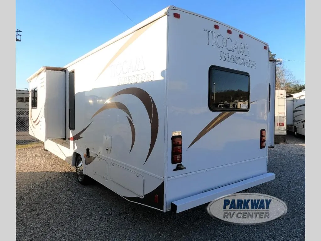 2015 Fleetwood Tioga Montara 31M - Photo 4