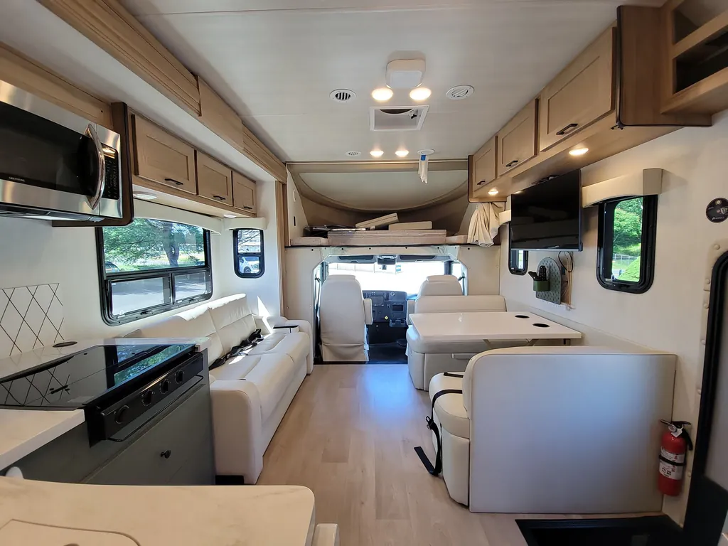 2024 nexus rv Ghost 33DS, Photos photo 3