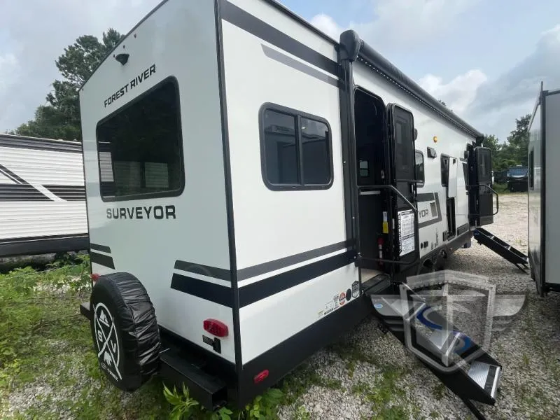 2027 Forest River Grand Surveyor 253RLS - Photo 3