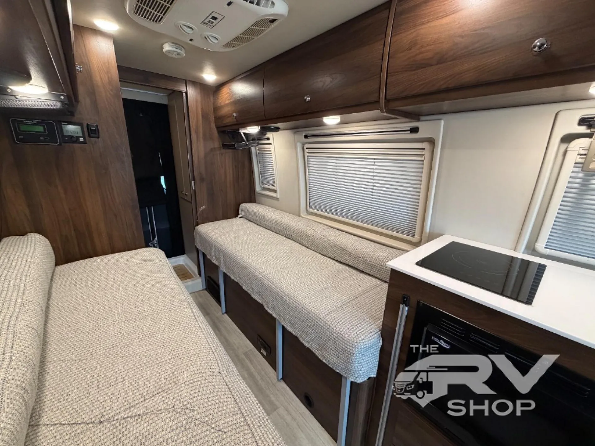 2022 Winnebago Boldt 70KL - Photo 4