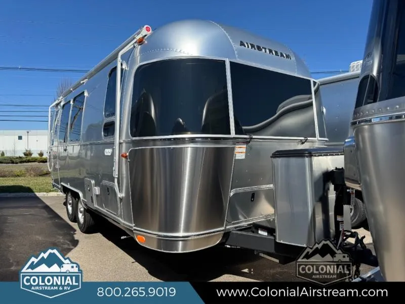 2026 Airstream Flying Cloud 23FB - Photo 2