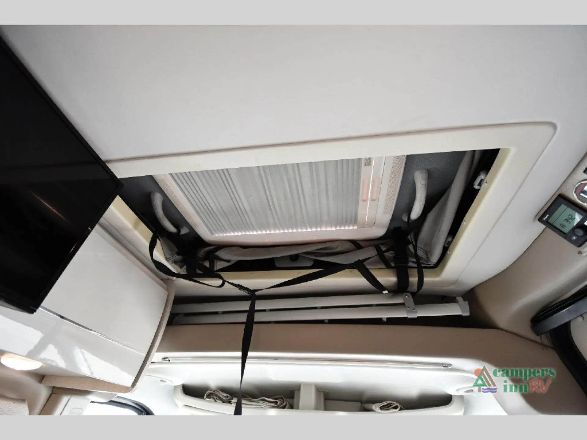 2023 Thor Motor Coach Tellaro 20A - Photo 3