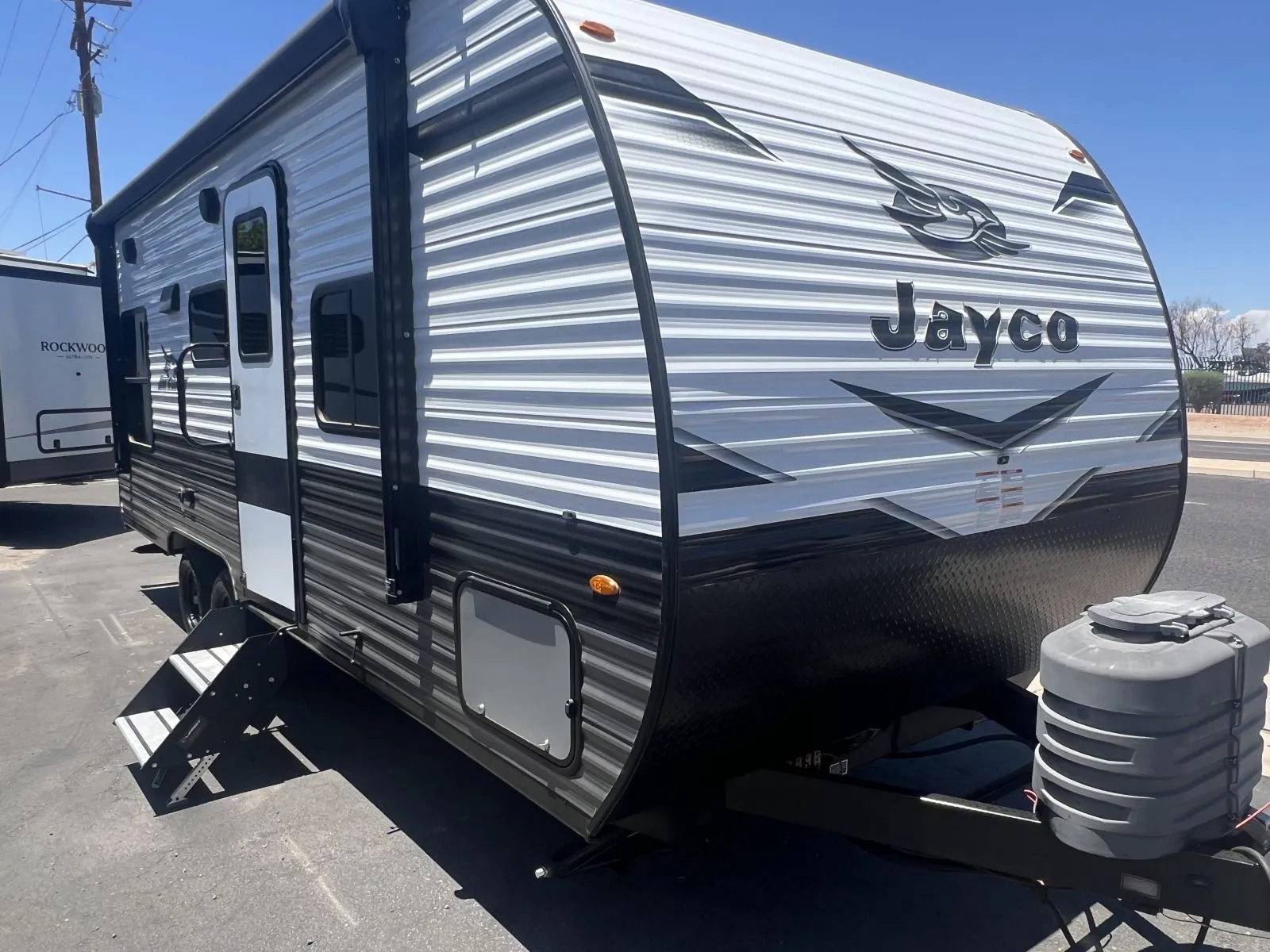 2024 Thor Jayco 210QBW - Photo 3