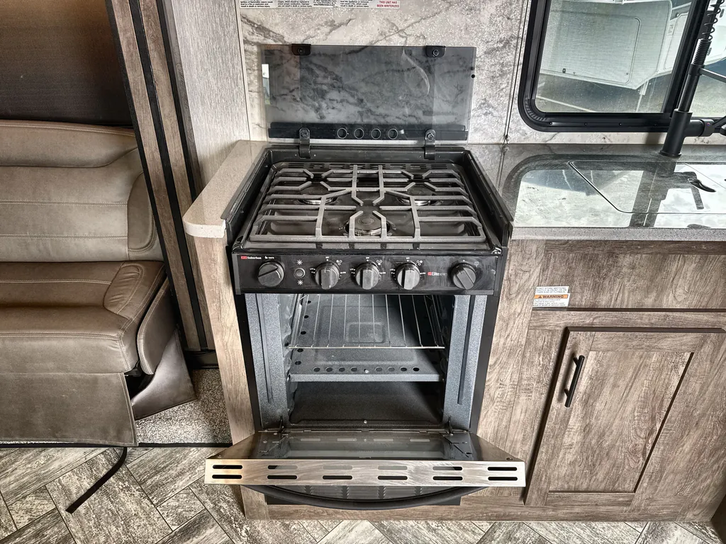2022 Forest River Stealth FQ2715G, Photos photo 11