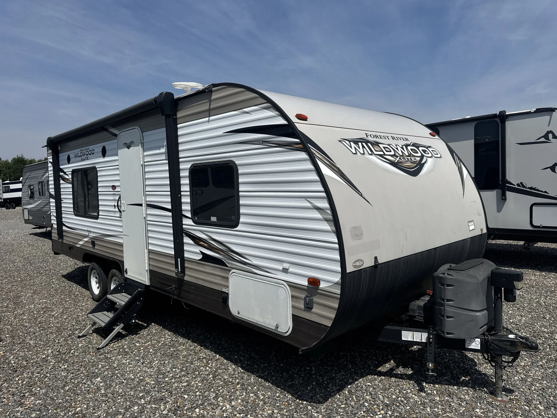 2018 Forest River Wildwood X-Lite 241QBXL - Photo 2