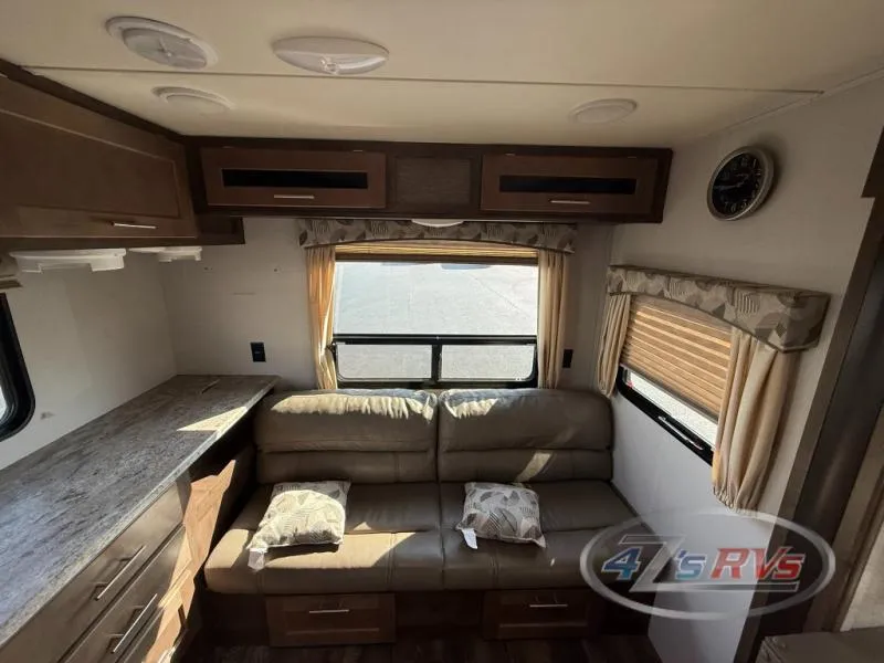 2017 Forest River Wildcat Maxx 255RLX - Photo 2