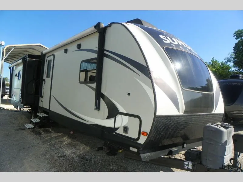 2017 CrossRoads RV Sunset Trail Grand Reserve 33RL - Main photo