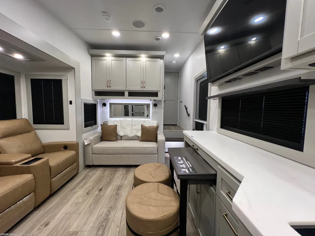 2026 Brinkley Model Z 2810, Photos photo 9