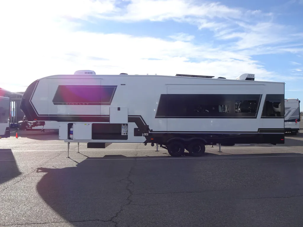 2026 Brinkley Model Z 3600, Photos photo 32