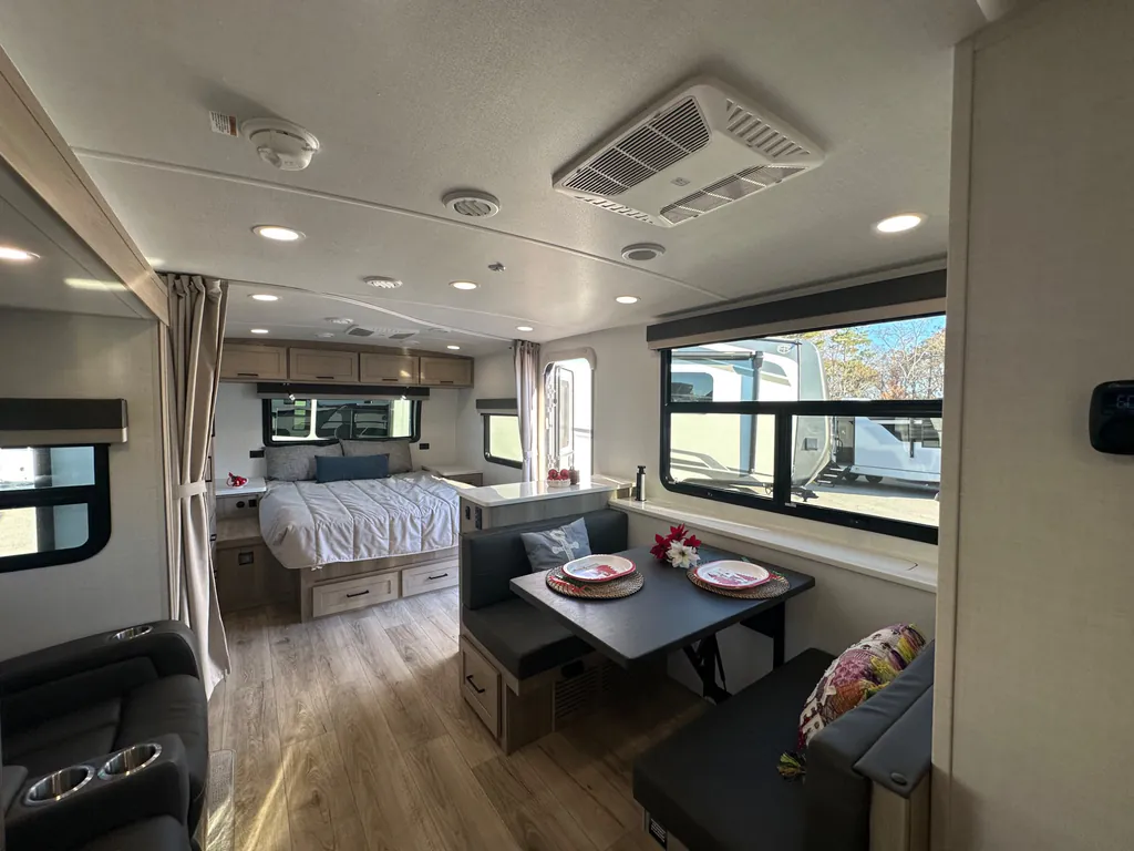 2026 Forest River Flagstaff Micro Lite 25FBD, Photos photo 6