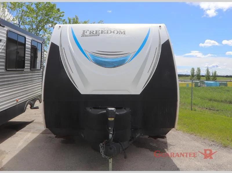 2018 Coachmen Freedom Express 246RKS - Photo 3